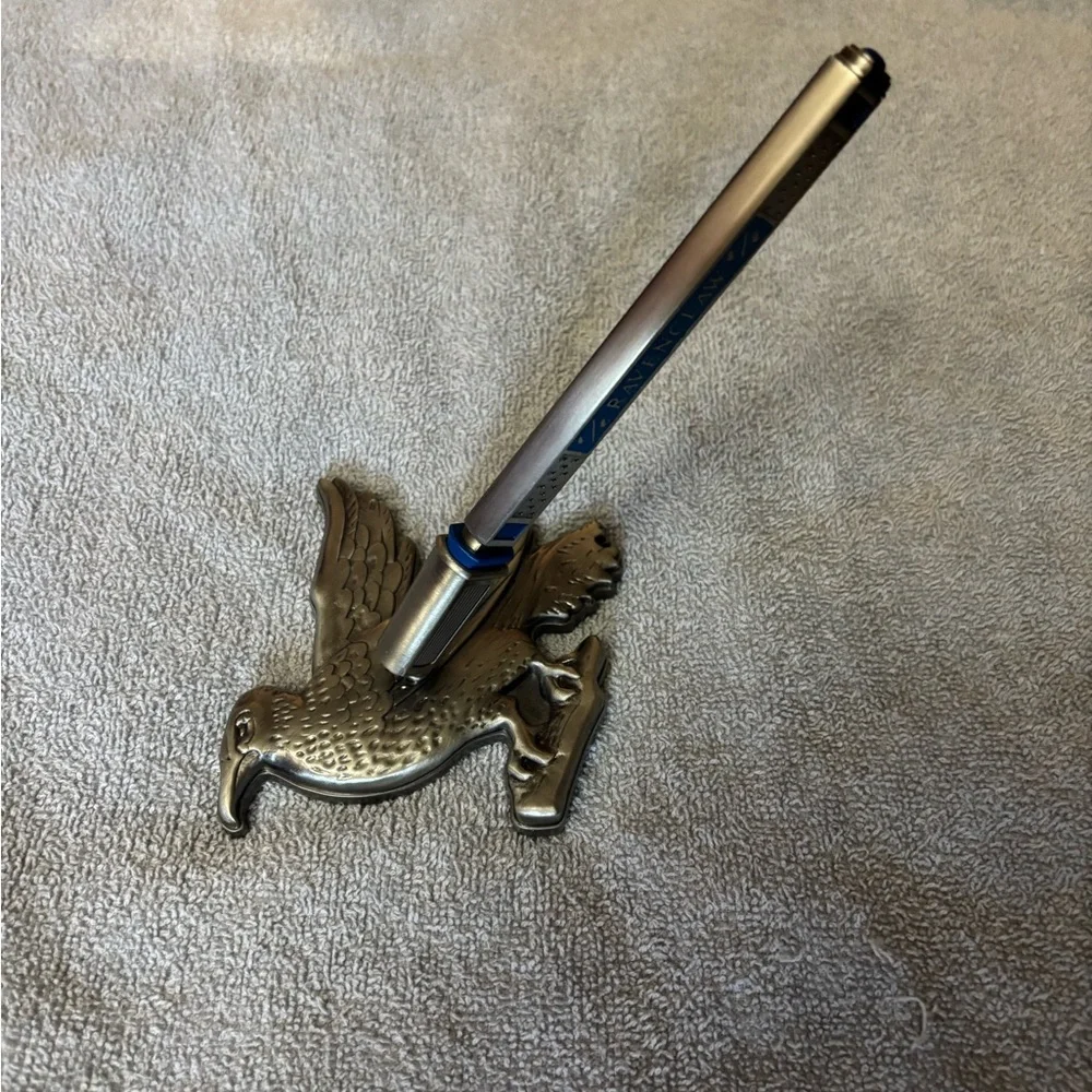 Harry Potter House of Ravenclaw pen and holder